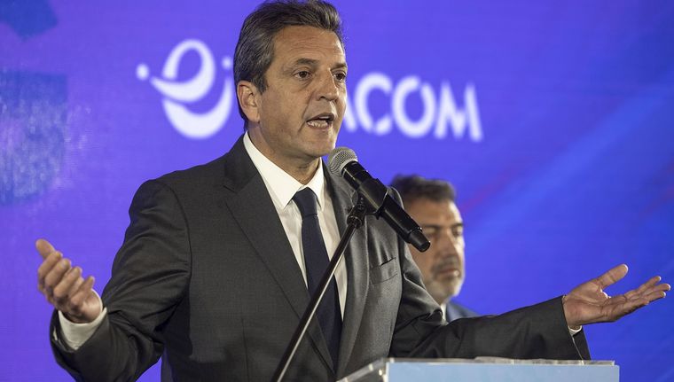 Sergio Massa en el acto del 40 aniversario del regreso de la democracia Foto: Télam