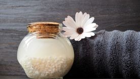 Limpiar el lugar donde está el frasco, renovarle el arroz cada tanto, revisar si sigue en buen estado