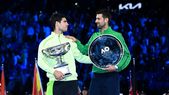Novak Djokovic no pudo hacer la heroica y perdió ante Carlos Alcaraz en la final del Australian Open. Novak Djokovic no pudo hacer la heroica y perdió ante Carlos Alcaraz en la final del Australian Open.