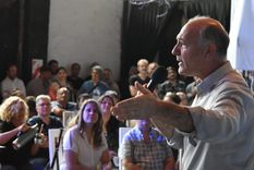 el peronismo mendocino presento su sector para pelearle a fernandez sagasti en 2023