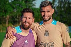 Messi y Castellanos, juntos en la práctica de la Selección argentina. Foto: @tatycastellanos11
