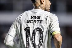 Neymar salió lesionado en la victoria del Santos. Foto: Santos FC Neymar salió lesionado en la victoria del Santos. Foto: Santos FC