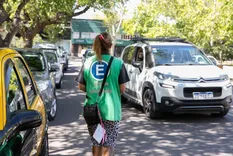 Estacionamiento medido en la Ciudad de Mendoza. Estacionamiento medido en la Ciudad de Mendoza.