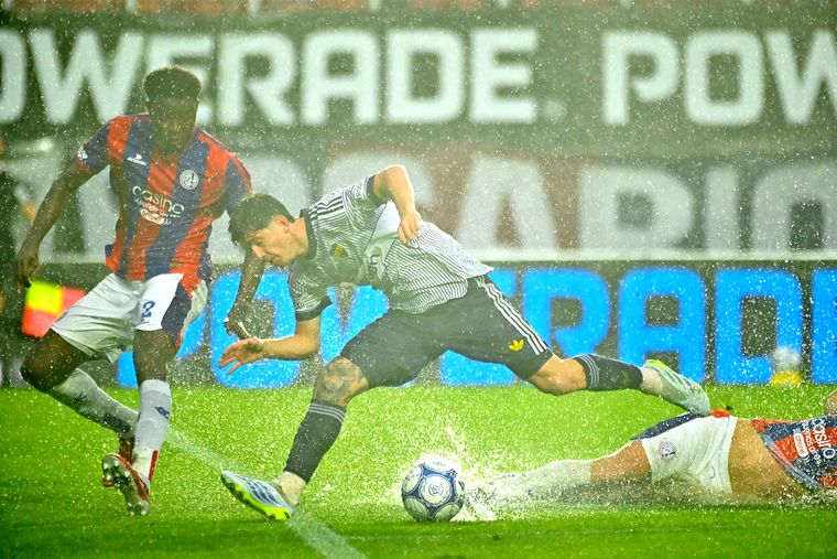 El triunfo 2-0 de Boca ante San Lorenzo en el Nuevo Gasómetro modificó nuevamente una de las estadísticas más discutidas del fútbol argentino.