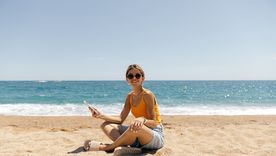 La inteligencia artificial interpreta las metas como logros personales, laborales o emocionales. La inteligencia artificial interpreta las metas como logros personales, laborales o emocionales.