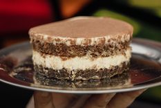 El tiramisú es un postre clásico de la repostería italiana. Foto: Instagram: @franciscadelfuego