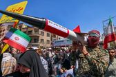 Protesta en Irán en abril de 2024 por el asesinato de miembros de la Guardia Revolucionaria.