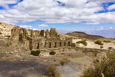 Ruinas de Paramillos en Las Heras. Uno de los atractivos turísticos que tiene la provincia de Mendoza. Foto: @minasdeparamillos en Instagram.