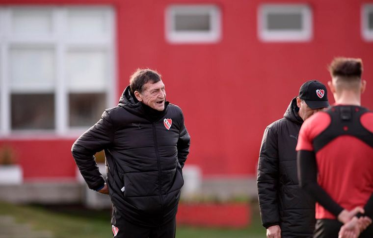 El Emperador Falcioni recupera a dos soldados para la visita a Lanús.