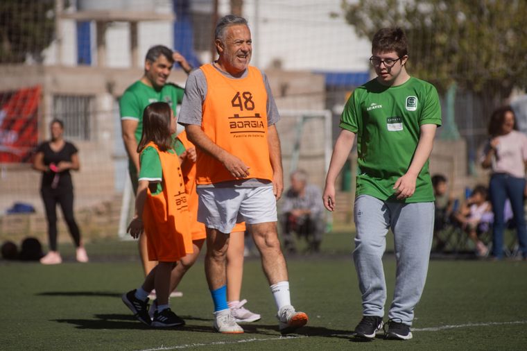 Cornejo y una inclusiva actividad durante la mañana del sábado. Foto: Prensa Gobierno Mendoza