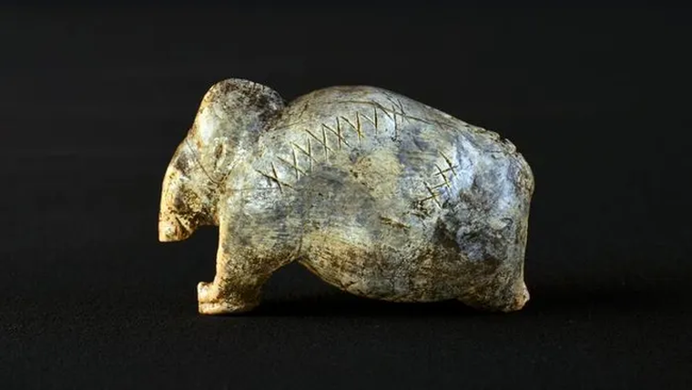 Investigadores europeos analizaron miles de marcas para rastrear el origen del invento de codificar información mediante símbolos. Investigadores europeos analizaron miles de marcas para rastrear el origen del invento de codificar información mediante símbolos.