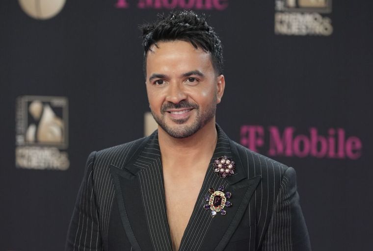 Foto: https://www.latimes.com/espanol/entretenimiento/articulo/2022-03-11/luis-fonsi-revela-detalles-de-su-nuevo-disco-en-estudio