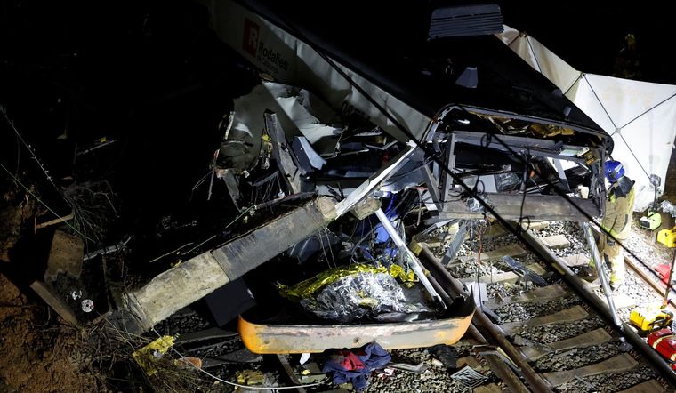 Las imágenes del grave accidente en Barcelona. Las imágenes del grave accidente en Barcelona.