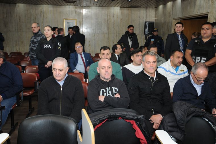 Javier Santos Ortega (izquierda) afirmó haber pagado 722 mil dólares en coimas. Foto: ALF PONCE MERCADO / MDZ Javier Santos Ortega (izquierda) afirmó haber pagado 722 mil dólares en coimas. Foto: ALF PONCE MERCADO / MDZ