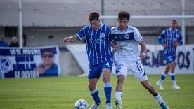 El lateral derecho Francisco Gerometta (4) es titular en Godoy Cruz frente a Deportivo Madryn.