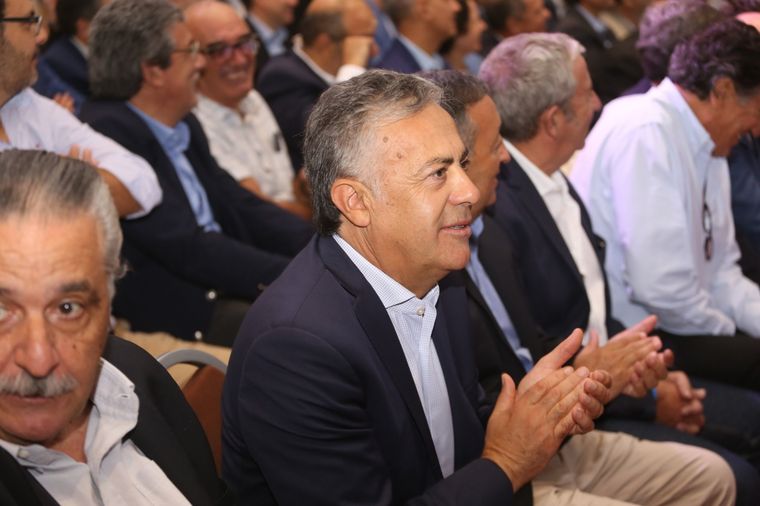 Foto: Twitter: Alfredo Cornejo