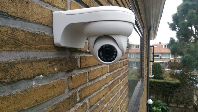 Cada vez que una persona desaparece, la atención pública se concentra en las cámaras de seguridad.