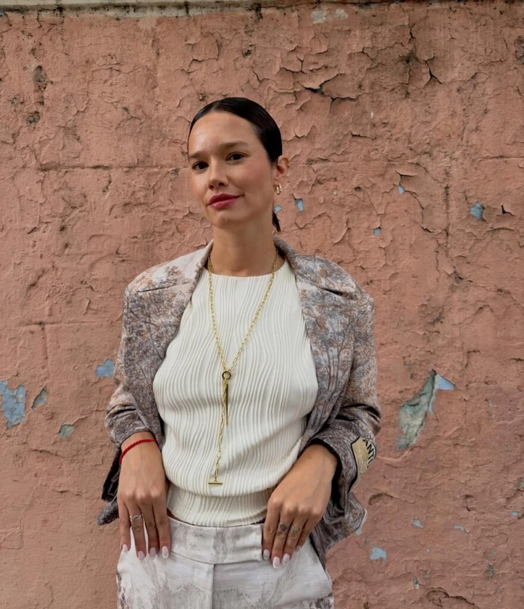 Mirá el look de Manuela Viale.