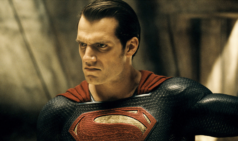 Los fans quedaron furiosos con la desvinculación de Henry Cavill como Superman.