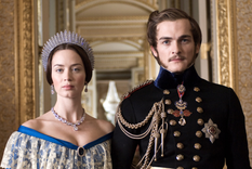 The Young Victoria ha ganado premios por su impactante vestuario. The Young Victoria ha ganado premios por su impactante vestuario.