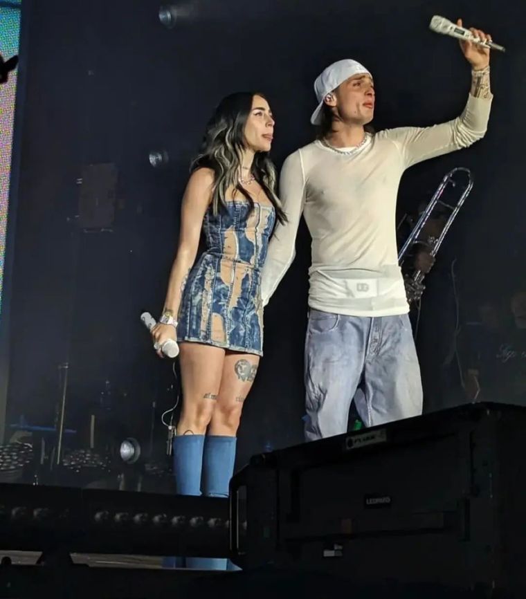 Nicki Nicole y Peso Pluma derriten las redes con su amor. Foto: Archivo