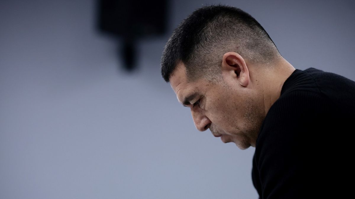 Video: la particular reacción de Riquelme en el palco al consumarse la eliminación de Boca de la Libertadores