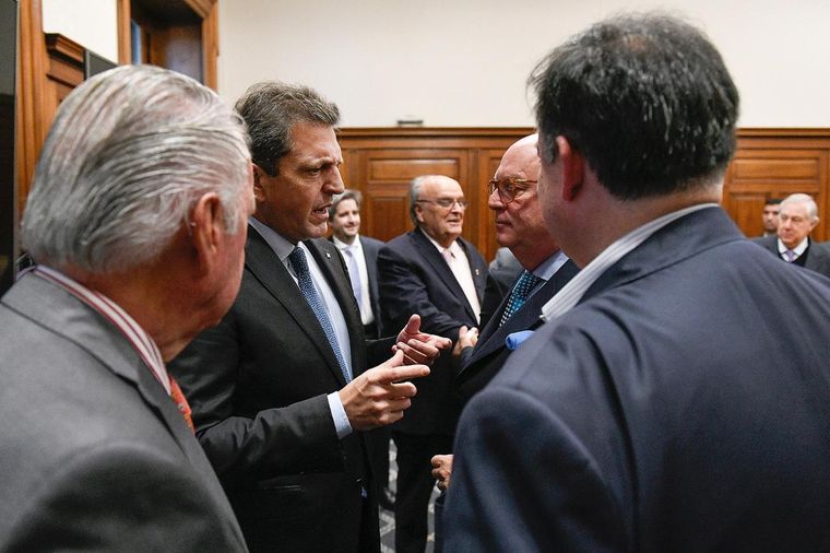 Sergio Massa El tigrense reunió  a la cúpula de la UIA para dar sus propuestas. Crédito: Prensa Massa Foto: Prensa Massa