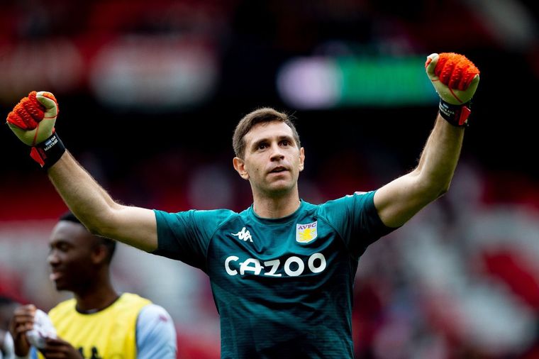 El Aston Villa del Dibu Martínez cerró el año con un gran triunfo Foto: Aston Villa