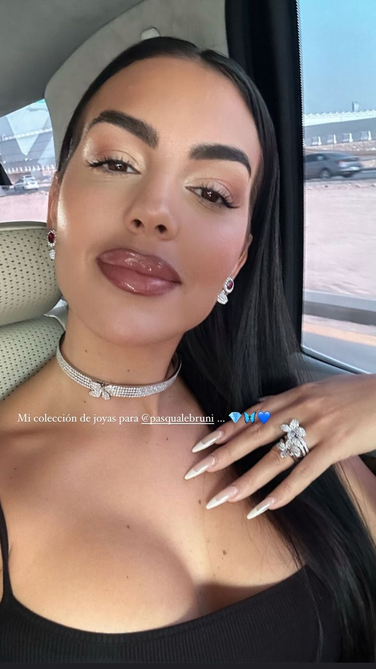 Georgina se llenó de likes con su última publicación en Instagram Foto: Instagram @georginagio