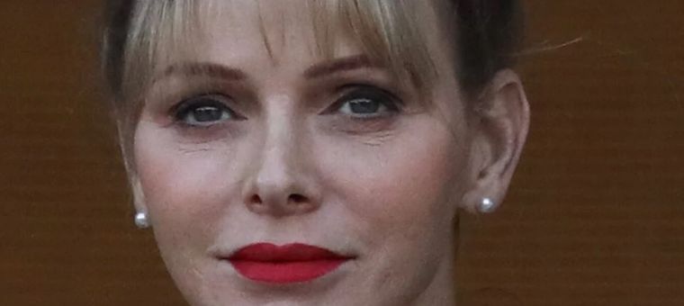 Charlène de Mónaco es una bella mujer que siempre supo robarse las miradas de todos. Foto: Bekia