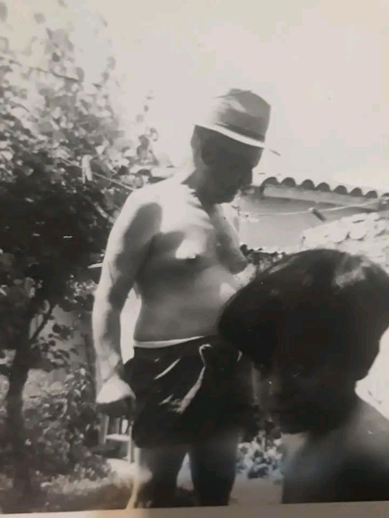 Con Juan Antonio Balseiro, mi viejo. Con Juan Antonio Balseiro, mi viejo.