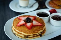 un clasico: prepara unos deliciosos hot cakes ¡en 4 simples pasos!