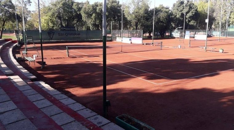 El tenis es uno de los primeros deportes que podría habilitarse. Foto: Gentileza