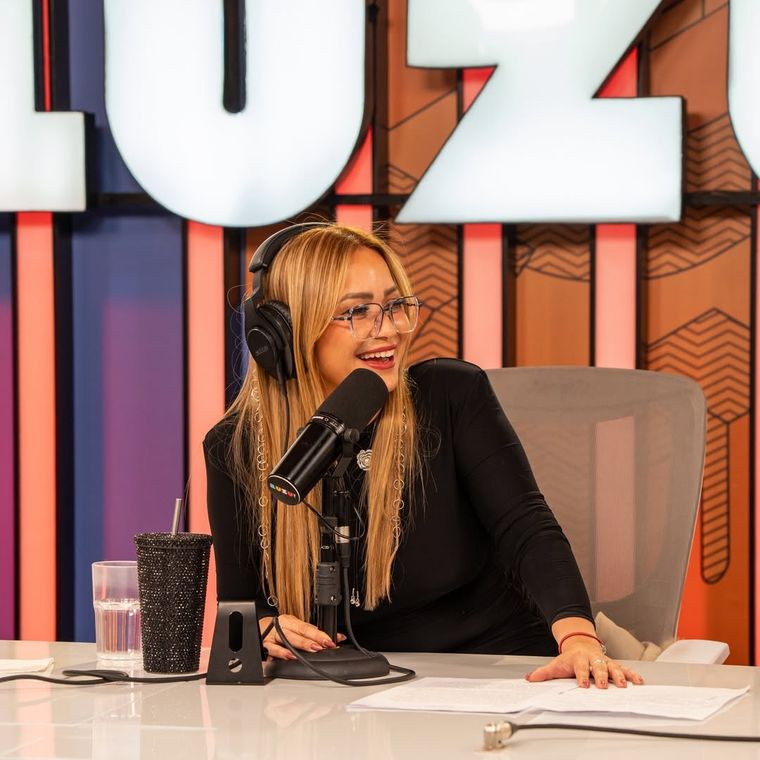 Karina y Mateo: la pareja que une el mundo de la música tropical con el deporte de élite. Karina y Mateo: la pareja que une el mundo de la música tropical con el deporte de élite.