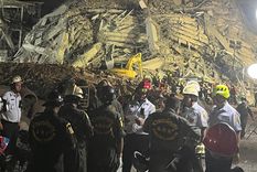 Se siguen buscando sobrevivientes. Foto: Dante Kaplanski /MDZ