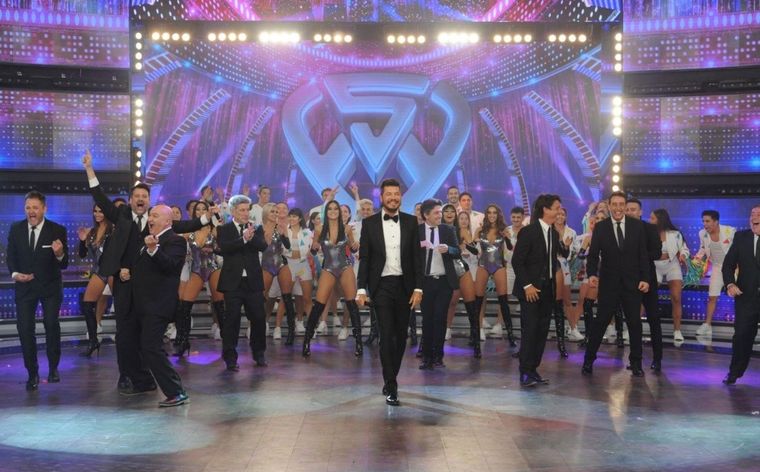 El programa en el que trabajaba una de las bailarinas atacadas