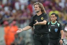 Insúa lamentó la derrota agónica de San Lorenzo, pero tampoco hubiese quedado satisfecho con el empate. Foto: San Lorenzo Insúa lamentó la derrota agónica de San Lorenzo, pero tampoco hubiese quedado satisfecho con el empate. Foto: San Lorenzo