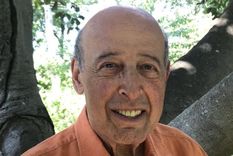 Los acontecimientos de su infancia motivaron a Ervin Staub a investigar qué lleva a una persona a ayudar a otra.