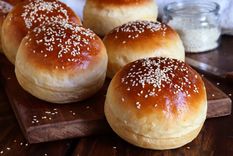 Pan casero de queso cheddar Pan casero de queso cheddar Foto: YouTube - Cuk-it!