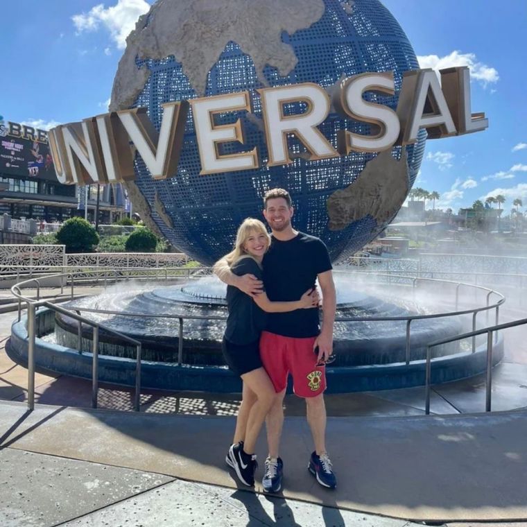 Michael Bublé y Luisana Lopilato. Su paseo por Orlando Foto: Fuente: Imagen / Michael Bublé y Luisana Lopilato