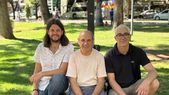Con apoyo de Latin GRAMMY se creará en Mendoza el primer Archivo de Música Cuyana y Popular Argentina con sede en la UNCuyo, un verdadero hecho histórico que lleva años preparándose meticulosamente. De izquierda a derecha, Andrew Skinner, Daniel Zanessi y Antonio Leguiza Foto: Marianela Rodríguez