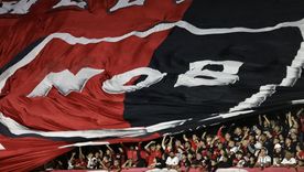 Los hinchas tuvieron una repudiable reacción. Foto: Newells