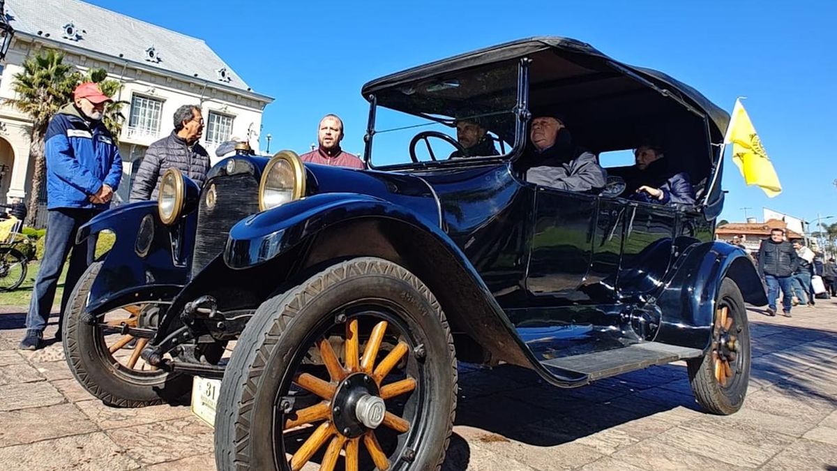Autos de colección, historia y tradición: así fue la 120° edición del GP de Recoleta-Tigre