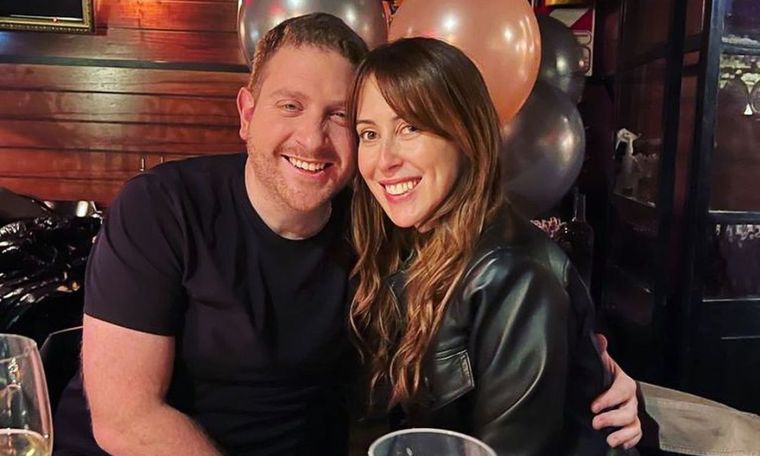 Micaela Krolovetzky es la esposa de Jonatan Viale El conductor y la produtora tienen dos hijos Foto: @vialejonatan