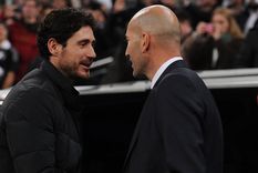 Víctor Sánchez del Amo y Zinedine Zidane. publicada en Sky Sports Foto: publicada en Sky Sports