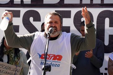 En medio de la campaña, el SUTE pide un protocolo para defender a las docentes de las agresiones. En medio de la campaña, el SUTE pide un protocolo para defender a las docentes de las agresiones.