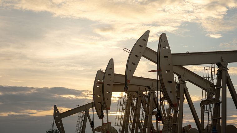 La tensión entre Estados Unidos, Israel e Irán vuelve a poner al petróleo en el centro de la escena financiera.