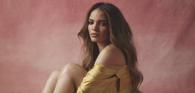 Leslie Grace de 28 años se consolida como un ícono de la moda y el espectáculo Foto: Facebook @lesliegrace