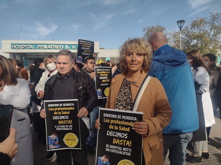 Claudia Iturbe, secretaria general de Ampros