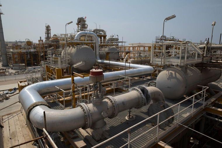 Trump dijo que si volvían a atacar a Qatar, "hará estallar masivamente" el campo petrolero South Pars.